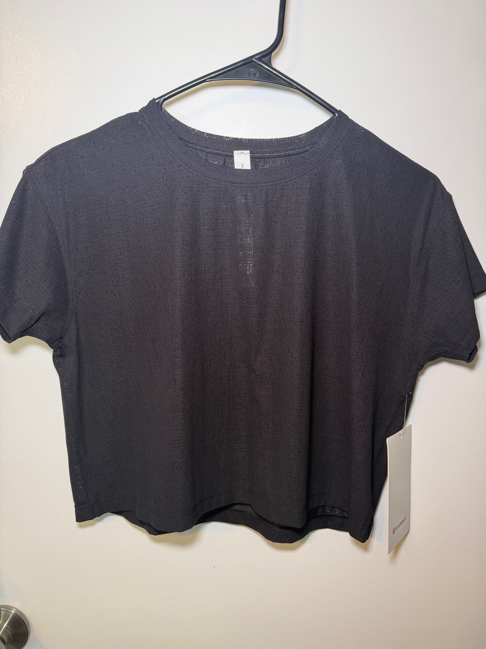 NWT! Lululemon Cates Tee- Mesh Black